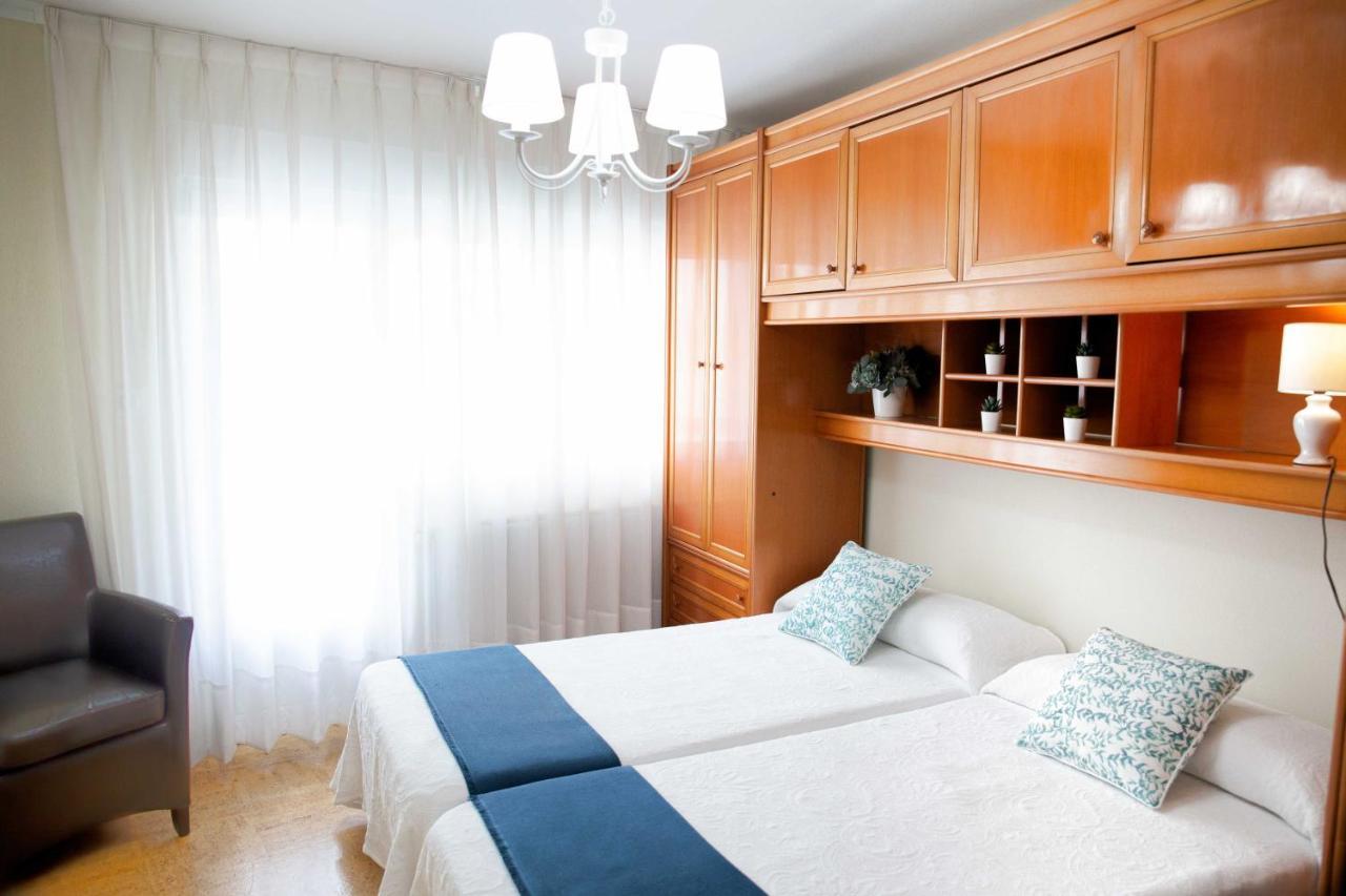 Les Fuentines Apartman Onís Kültér fotó